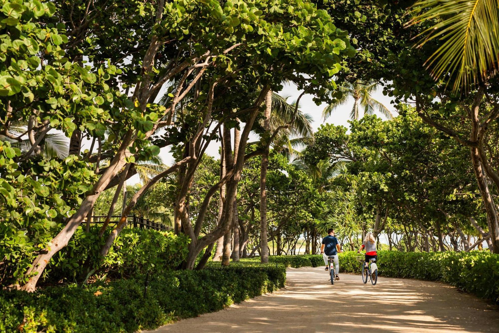 Hotel The Ritz-Carlton Bal Harbour, Miami Extérieur photo